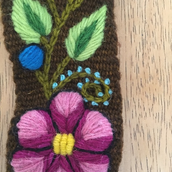 Handmade Embroidered Headband - Picture 3 of 3
